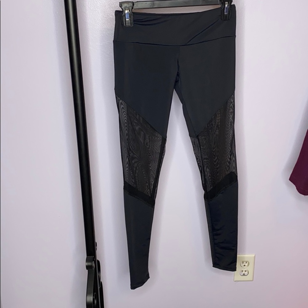 Onzie Black Mesh Leggings